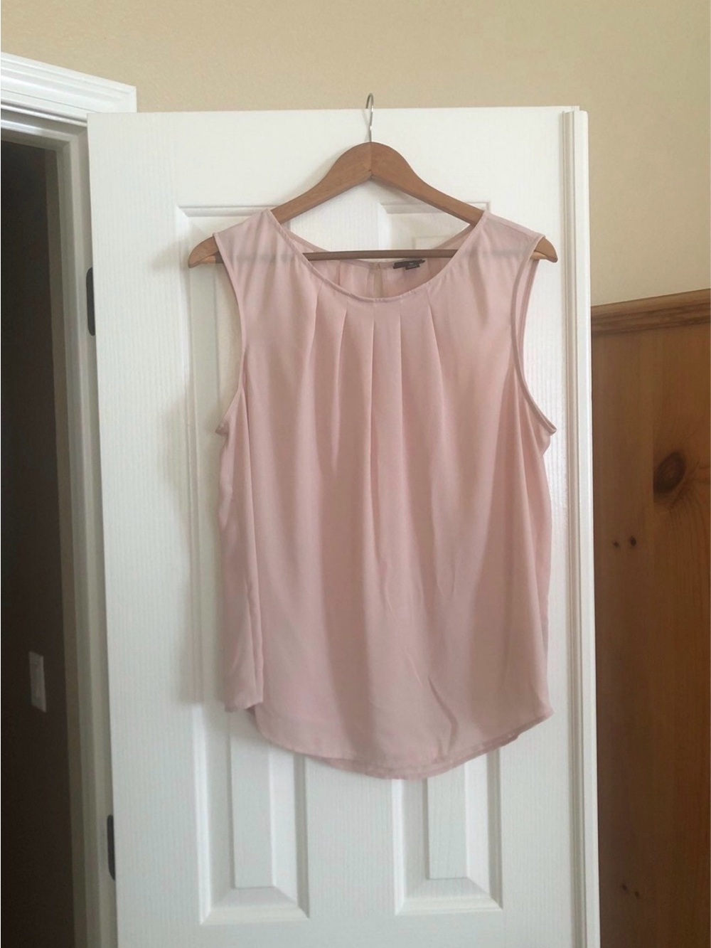 Maurices Soft Blush Pleated Sleeveless Top